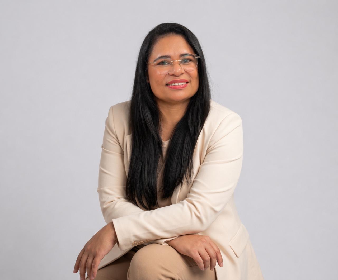 Lourdes Paulino, advogada — Inventário Extrajudicial e Direito Previdenciário
